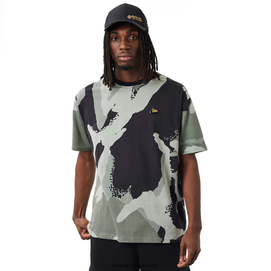 New Eragraafinen camo print musta oversize t-paita4V266L3059